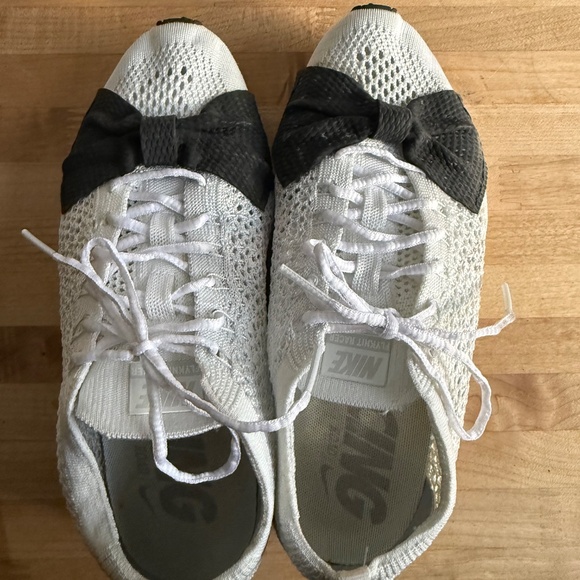 NIKE x COMME DES GARCONS Flyknit White Racer 2017 Black Bow - Picture 4 of 5